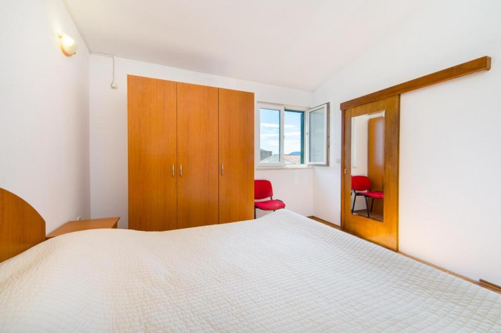 Apartments Slavena Gradac  Exteriör bild