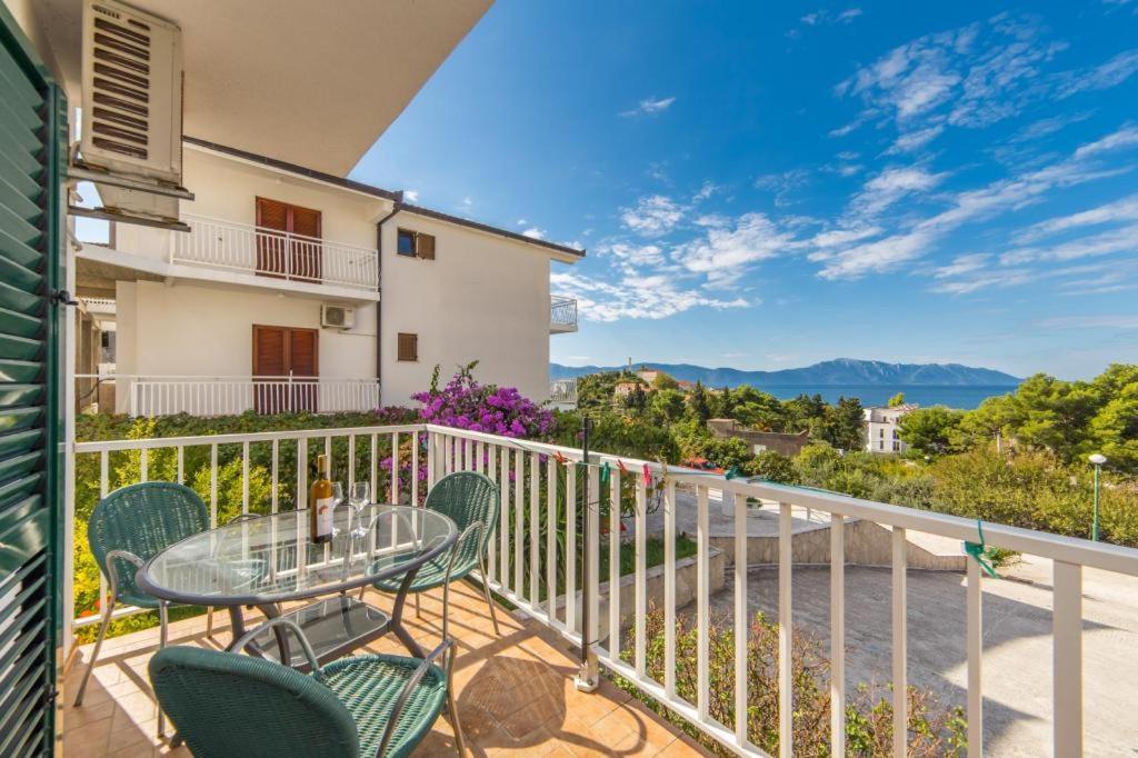 Apartments Slavena Gradac  Exteriör bild